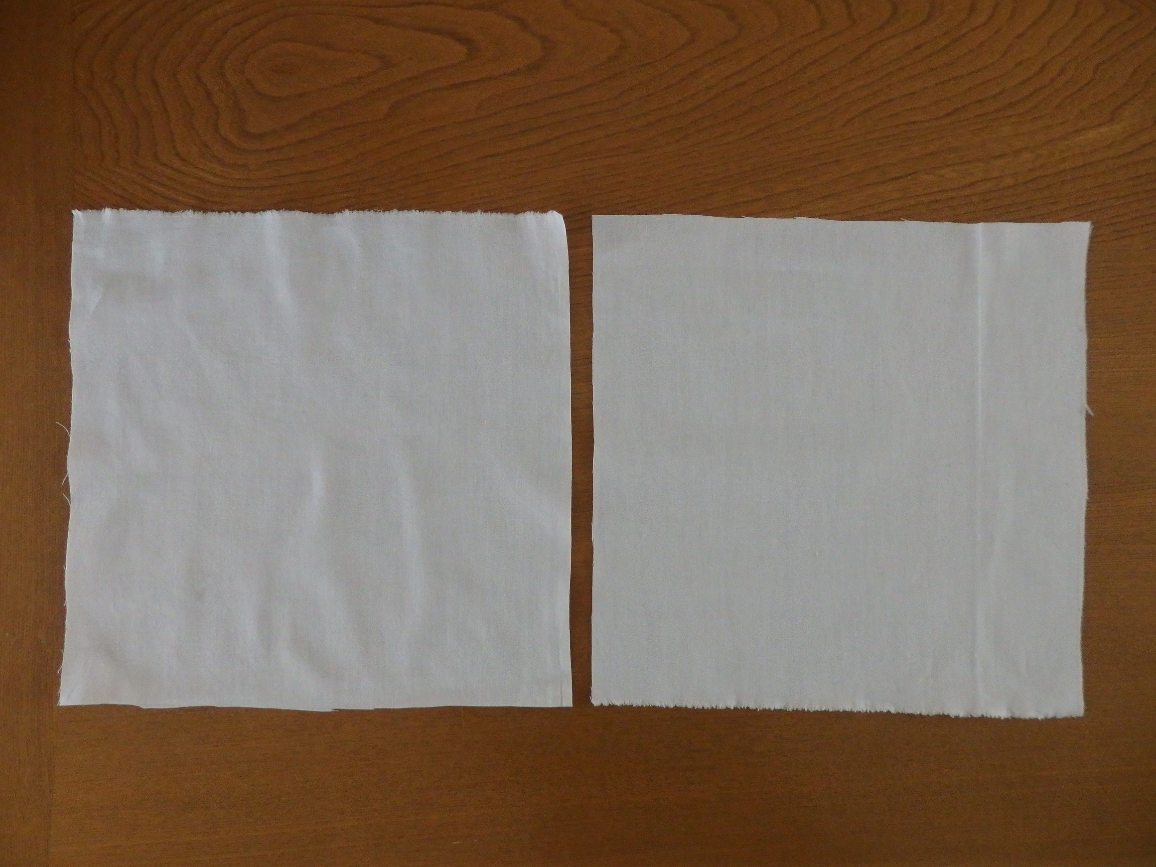 綿の25㎝×25㎝の布